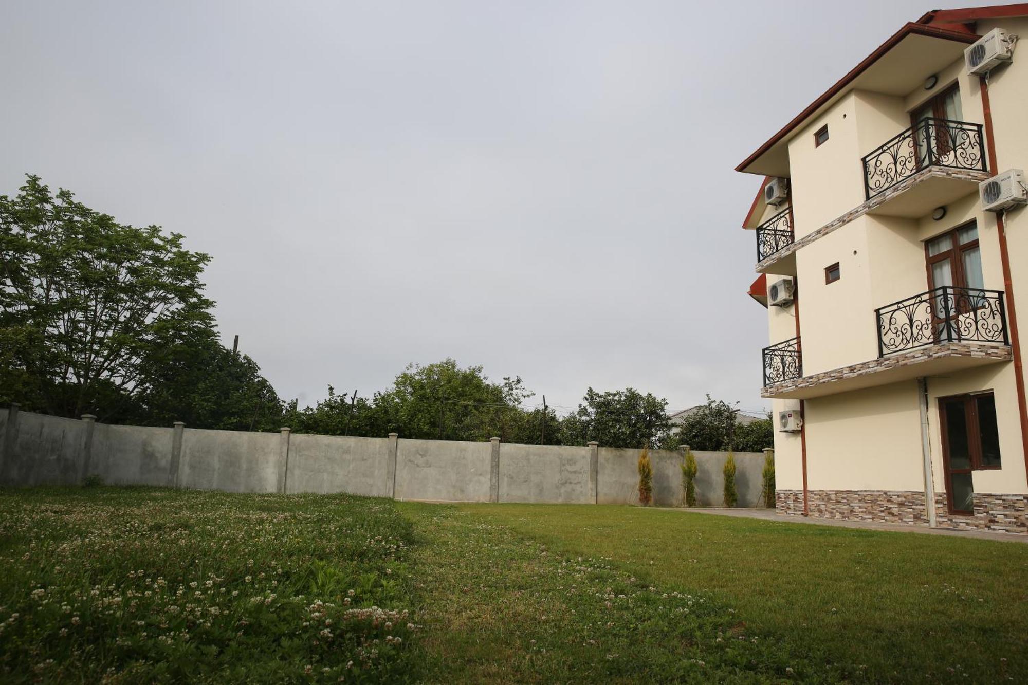 Villa Mariana Batumi Eksteriør billede