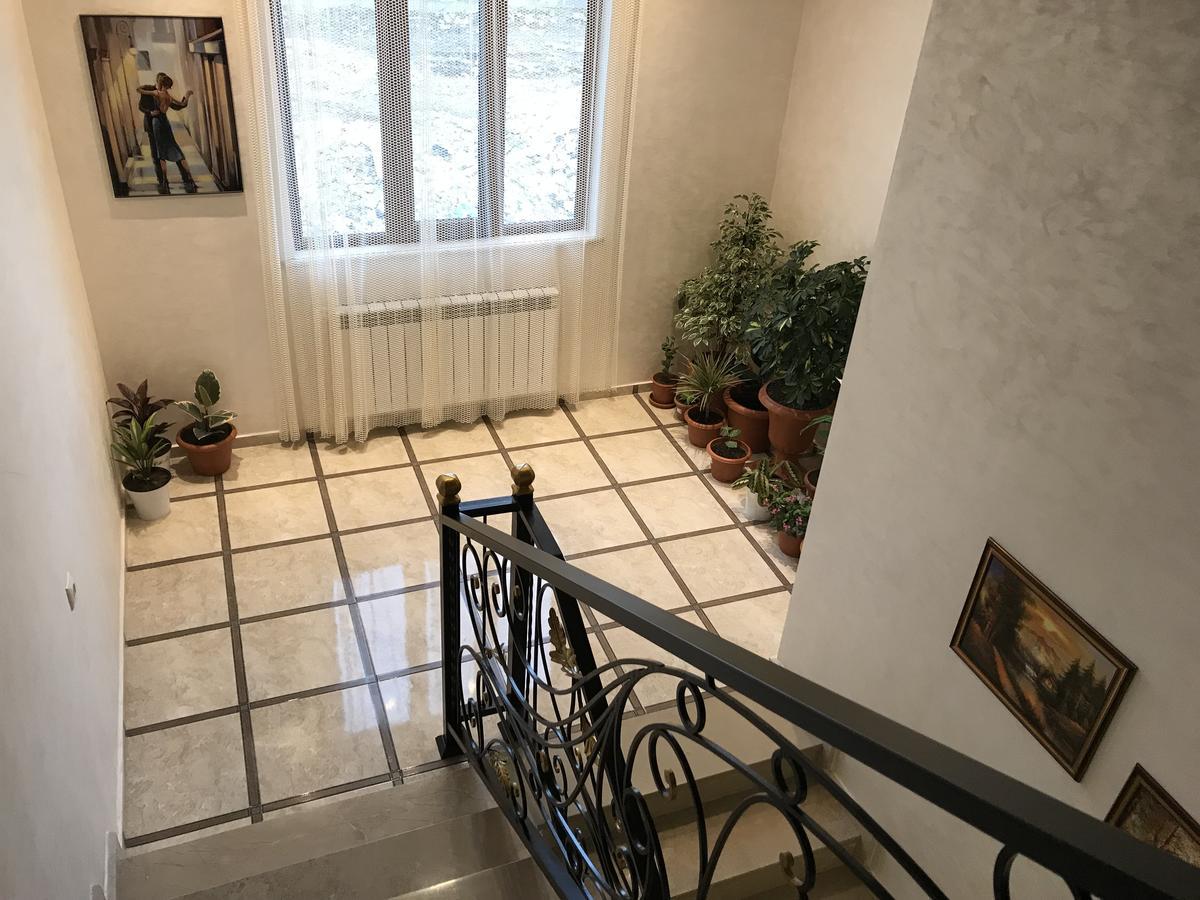 Villa Mariana Batumi Eksteriør billede