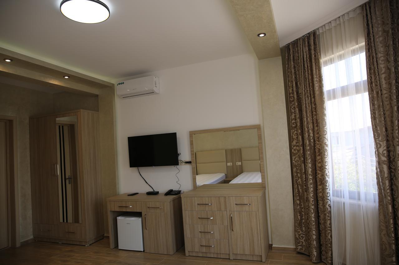Villa Mariana Batumi Eksteriør billede