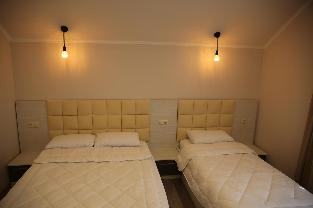 Villa Mariana Batumi Eksteriør billede