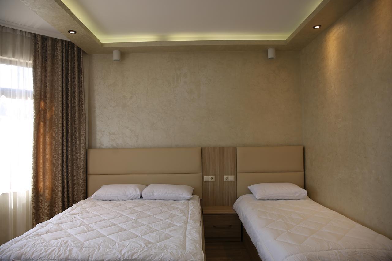 Villa Mariana Batumi Eksteriør billede