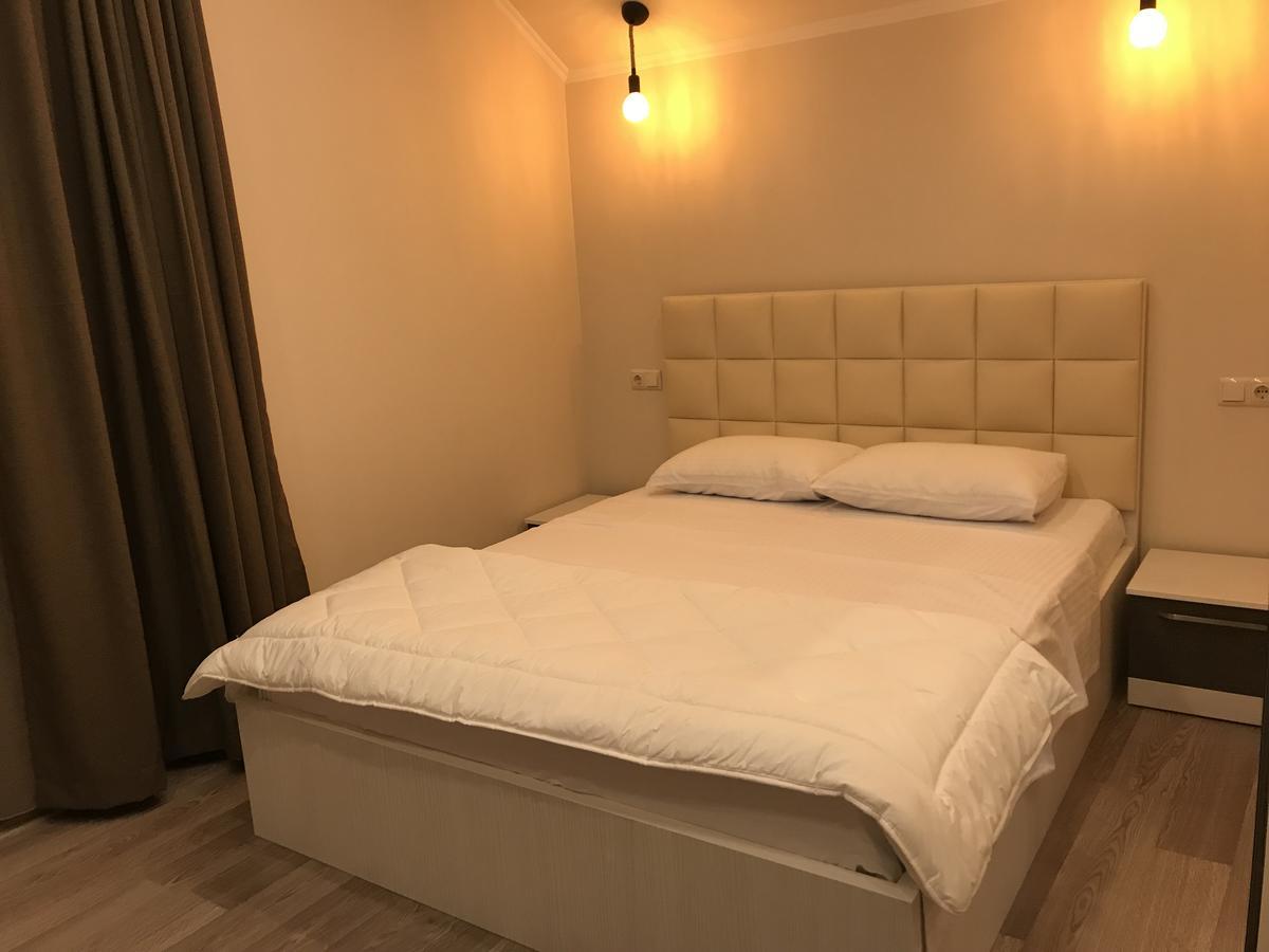 Villa Mariana Batumi Eksteriør billede