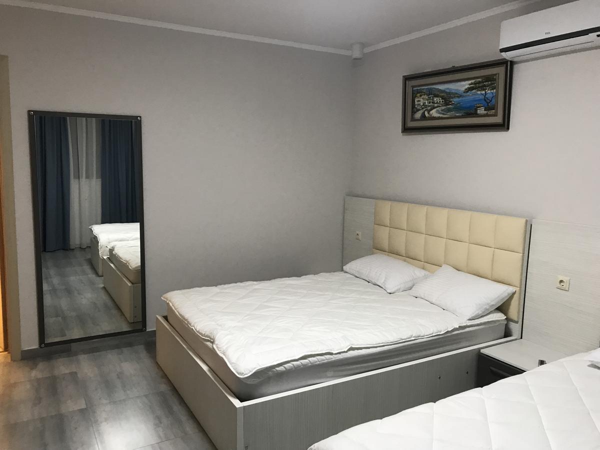 Villa Mariana Batumi Eksteriør billede